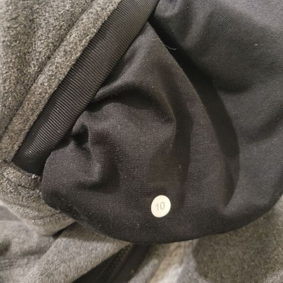 Lululemon Fleece Moto jacket, size 10 - Picture 7 of 12